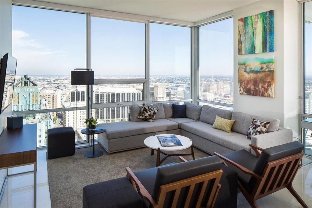 Top Floor High Rise 3 Bed Dtla Skyscraper Penthouse Los Angeles Buitenkant foto