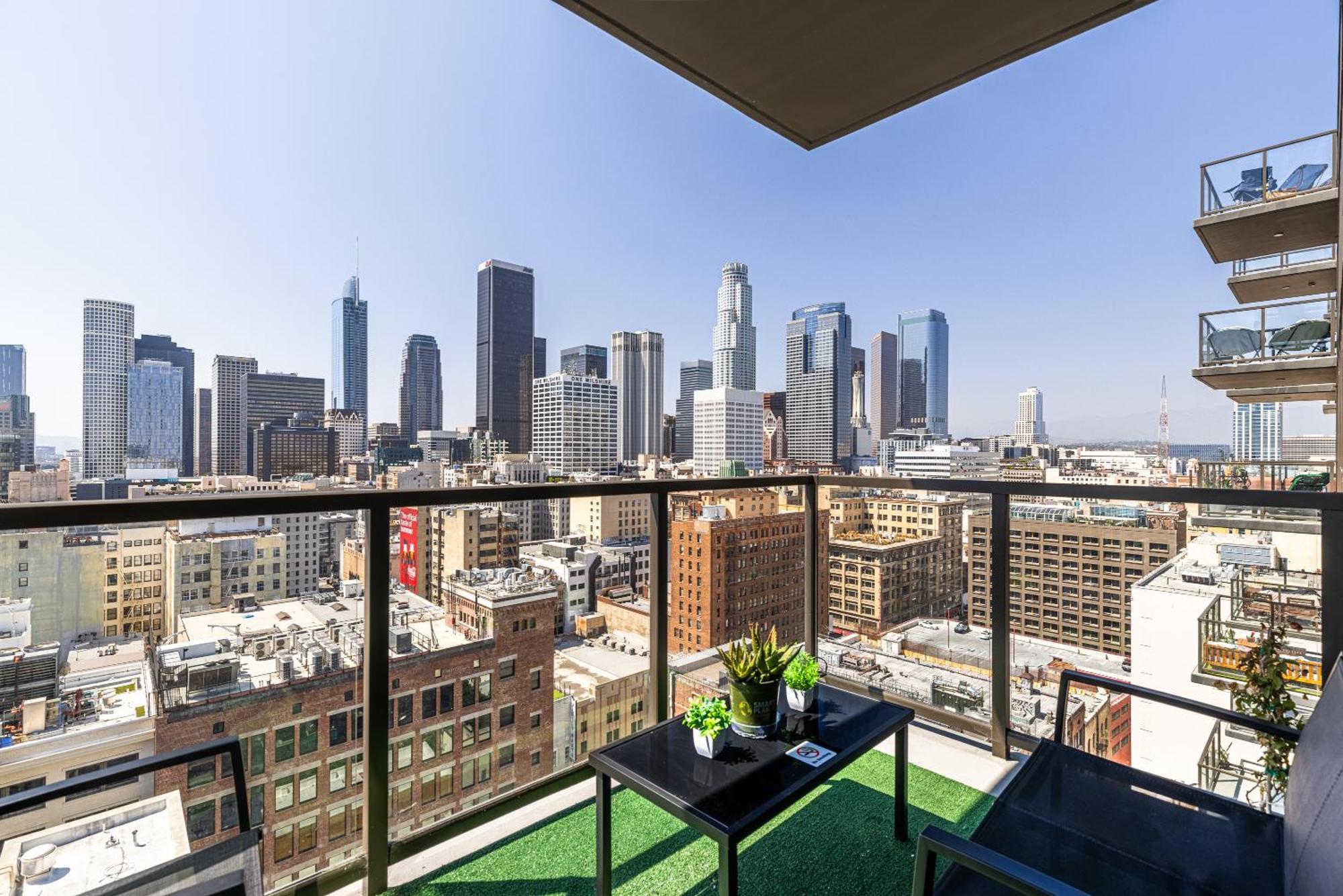 Top Floor High Rise 3 Bed Dtla Skyscraper Penthouse Los Angeles Buitenkant foto